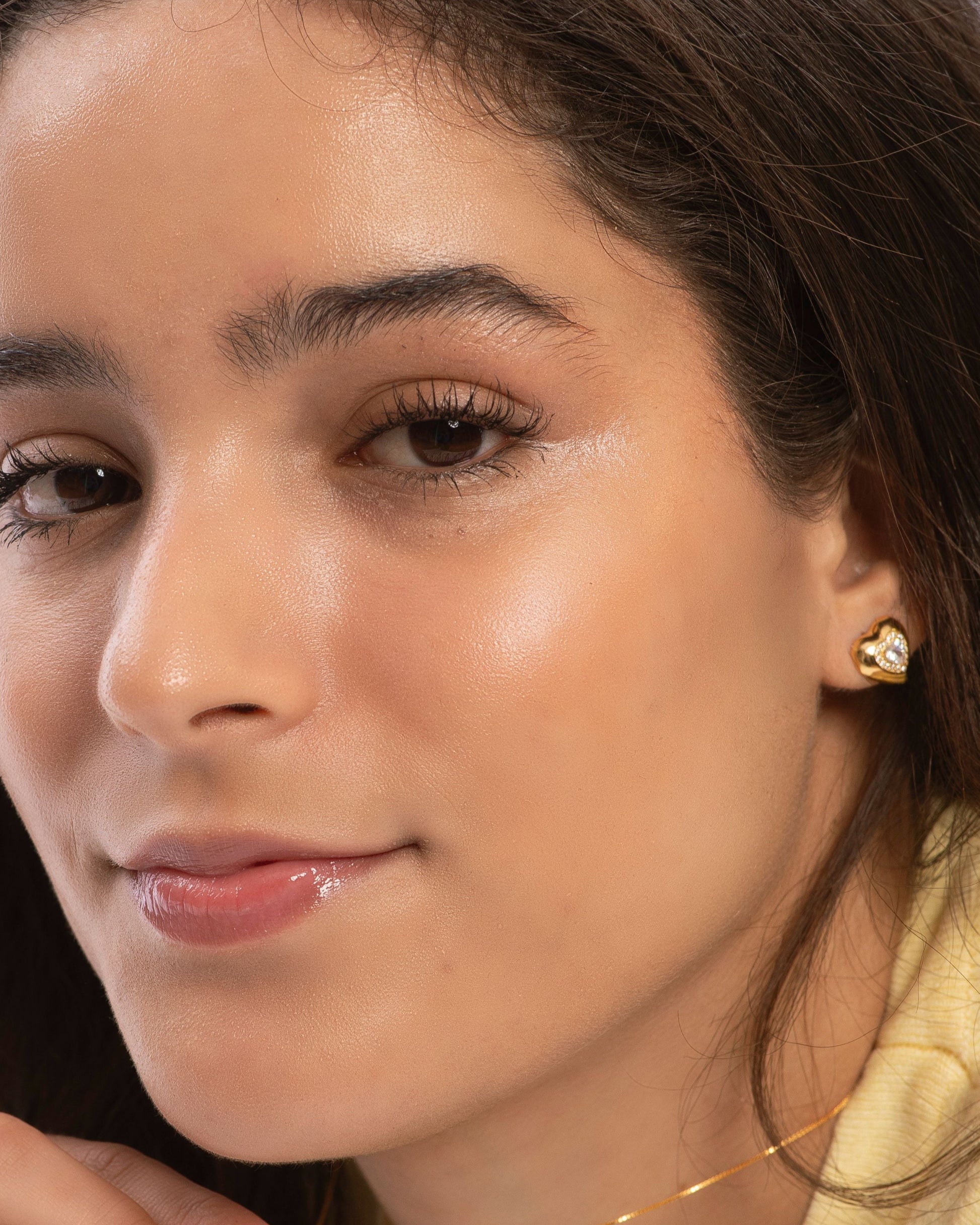 Candella Heart Halo Stud Earrings Gold